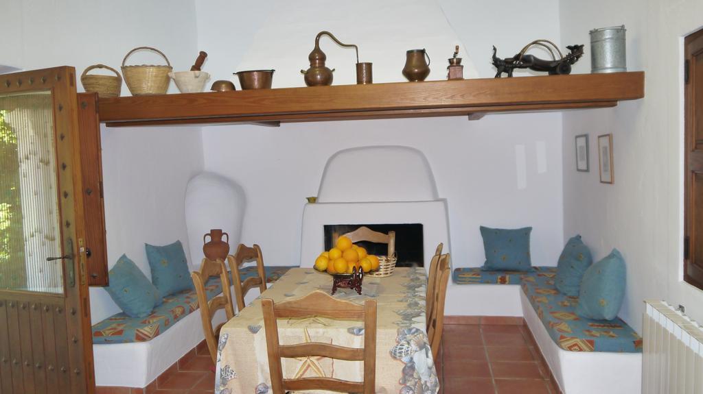 Can Gat Sant Carles de Peralta Room photo