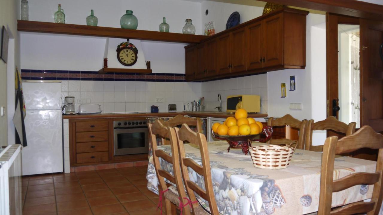 Can Gat Sant Carles de Peralta Exterior photo